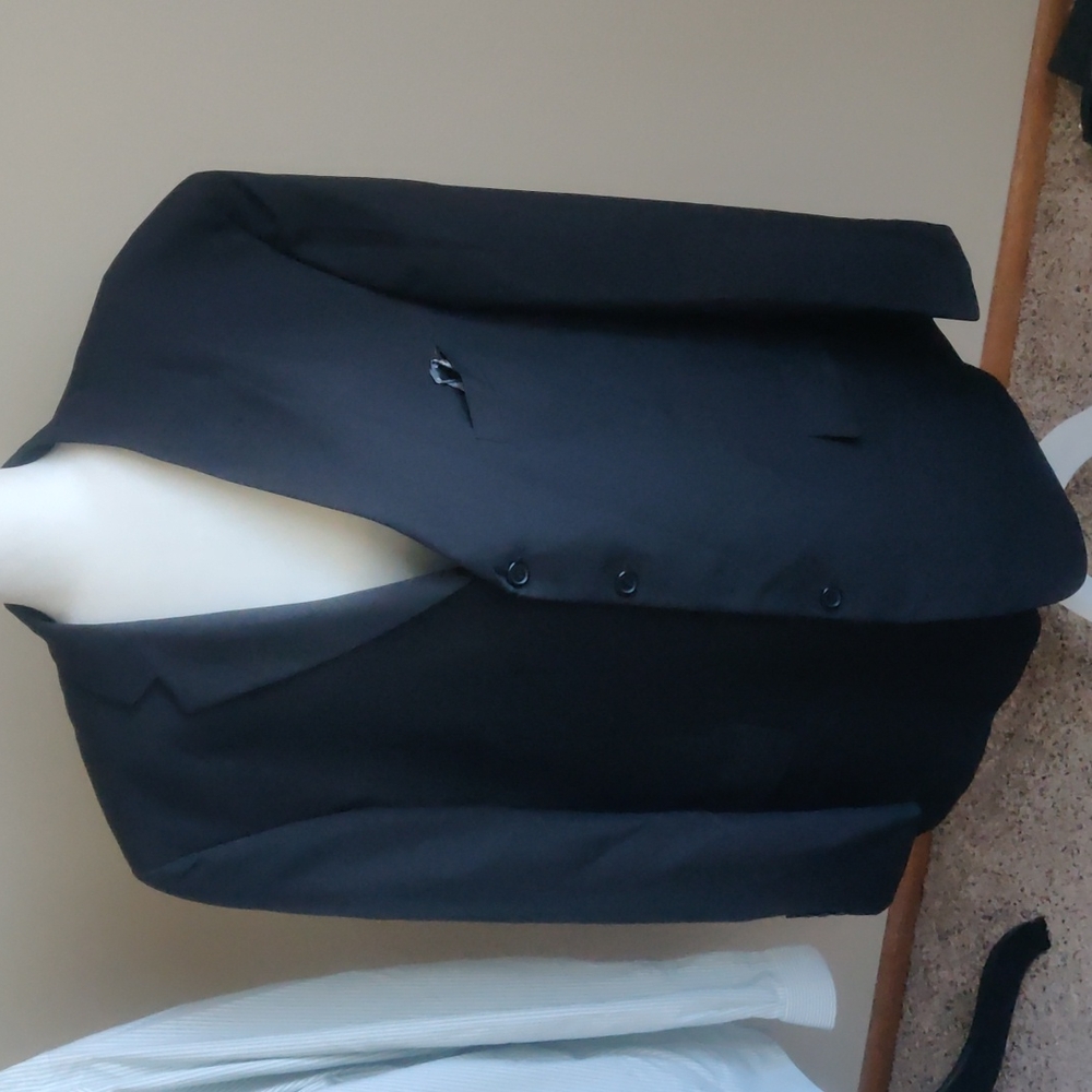 Lucci Suite - image 1